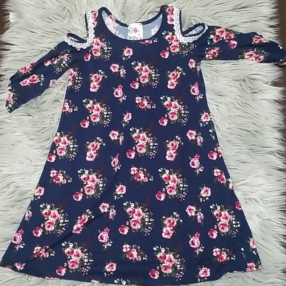 Girls dress